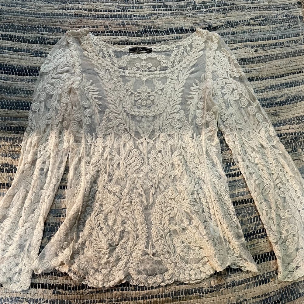 Dulce Lace L/S Top